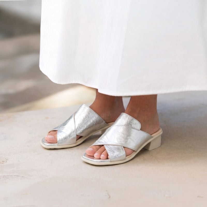 Think VIVI Woman Mules - Material: Leather in Metallic