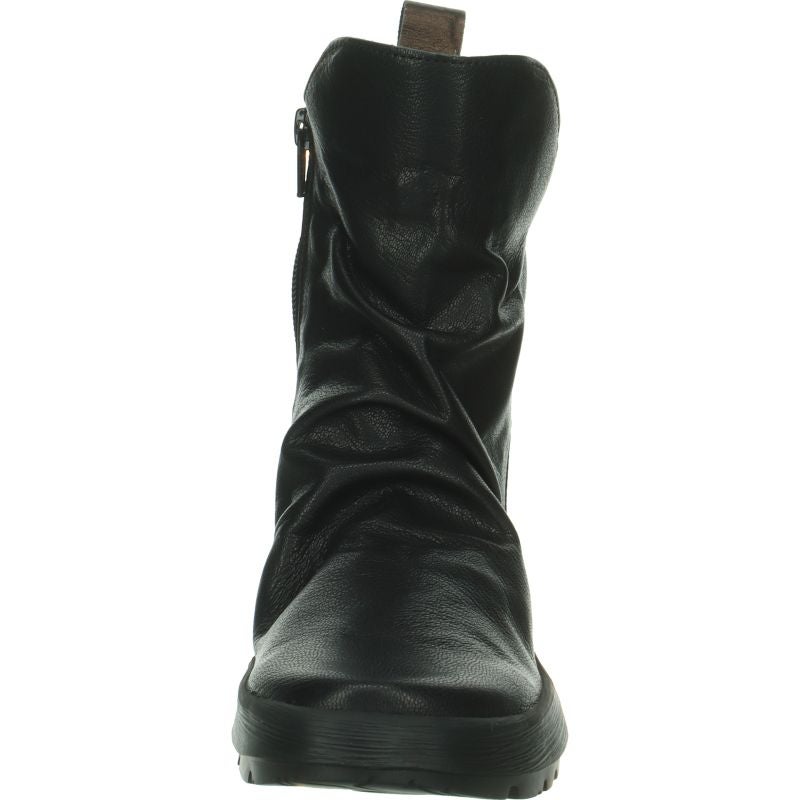 Think COMODA  - Material: Leather in Black