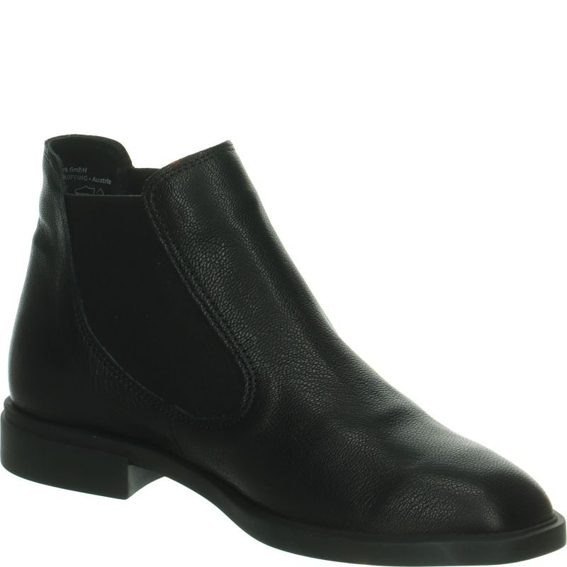 Think NINA  - Material: Leather in Black
