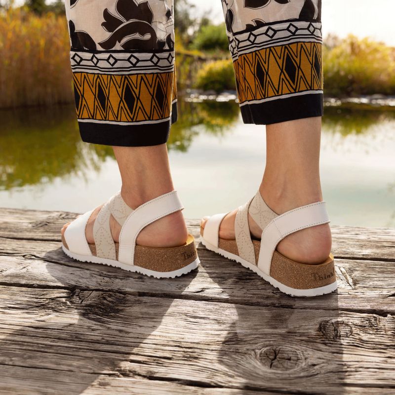 Think KOAK DAMEN Woman Strap sandal - Material: Leather in White