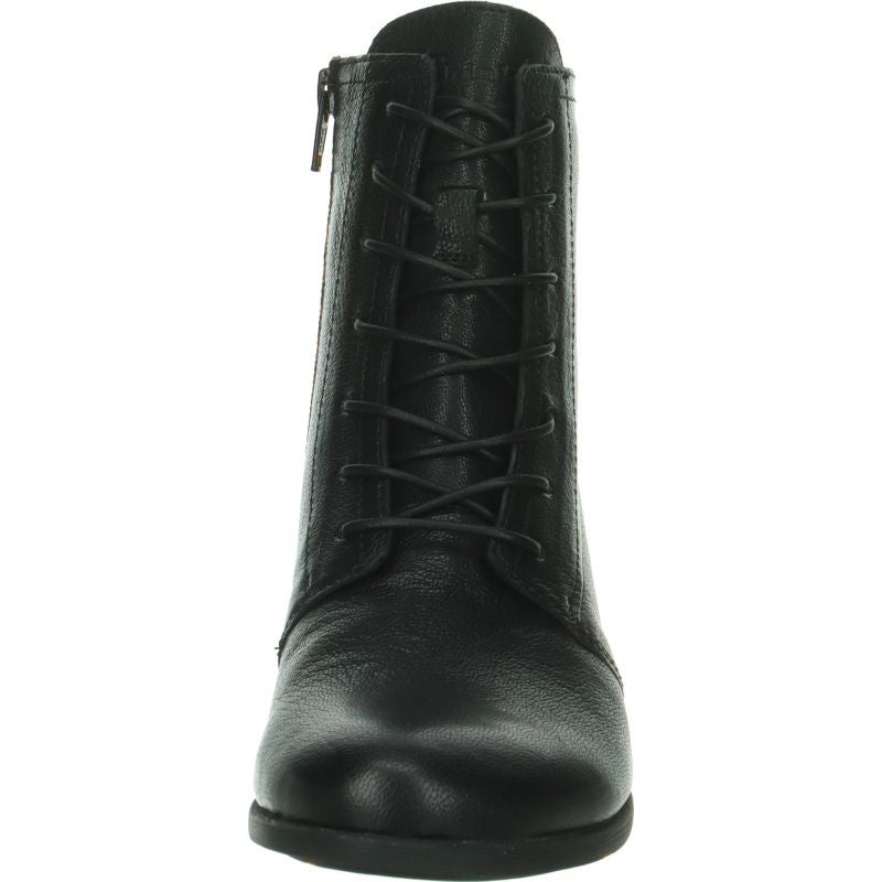 Think AGRAT 2  - Material: Leather in Black