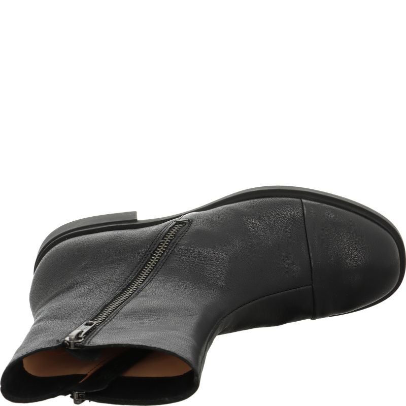 Think NINA Ankle boot - Material: Leather in Black