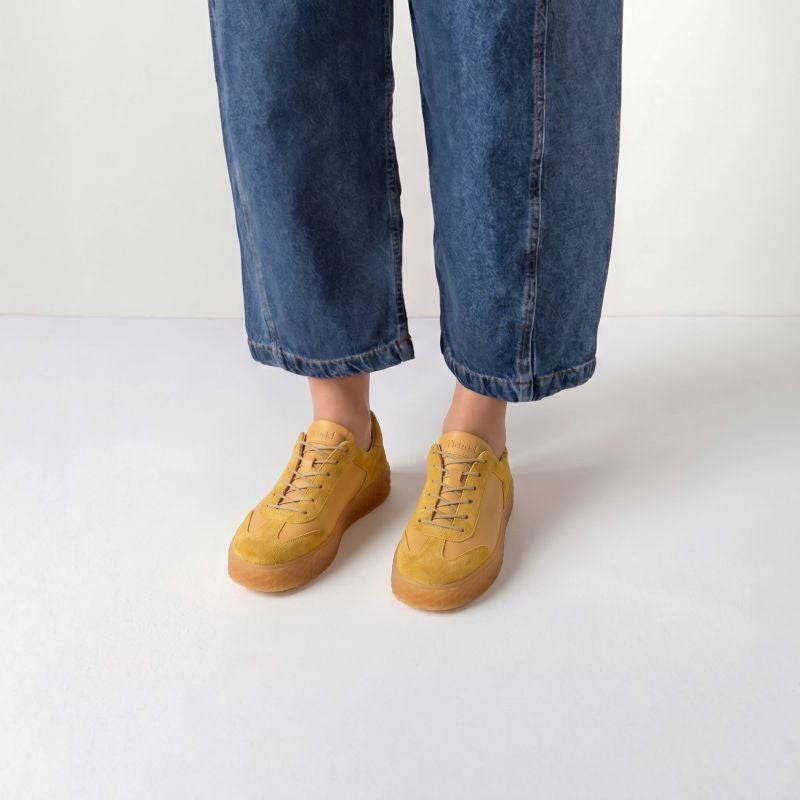 Think HONEY Woman Sneakers low - Material: Leather in Brown