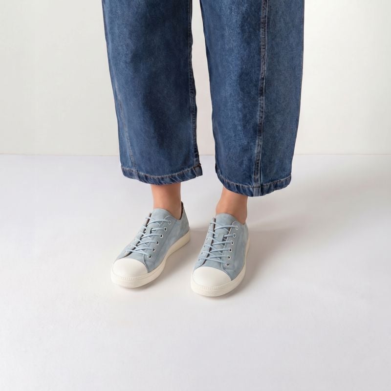 Think TURNA WOMEN Woman Sneakers low - Material: Leather in Blue