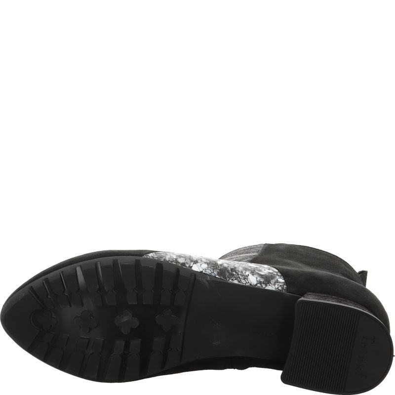 Think GRACE Woman Ankle boot - Material: Leather in Black