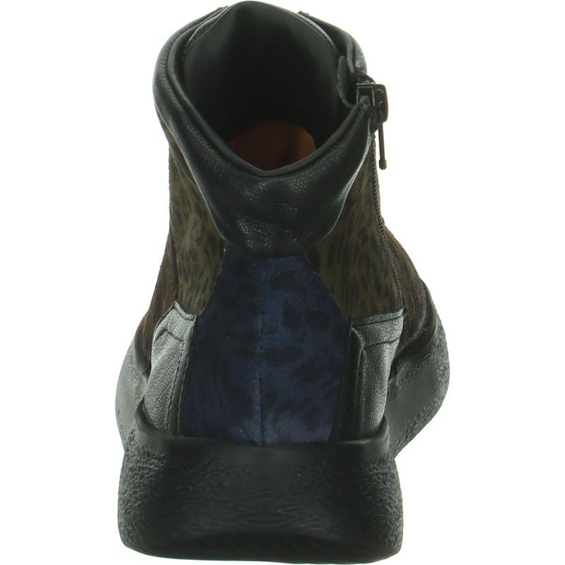 Think TURNA LIGHT  - Material: Leather in Black